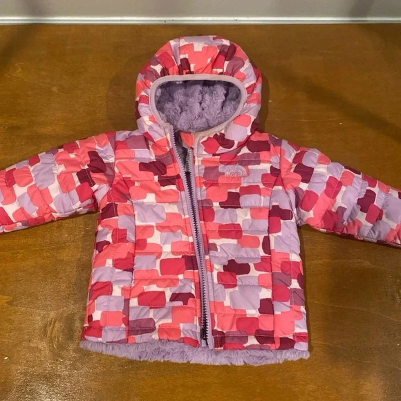 North Face Mossbud Swirl Pink Purple Hooded Reversible Jacket Size 6-12 Months - Picture 1 of 10